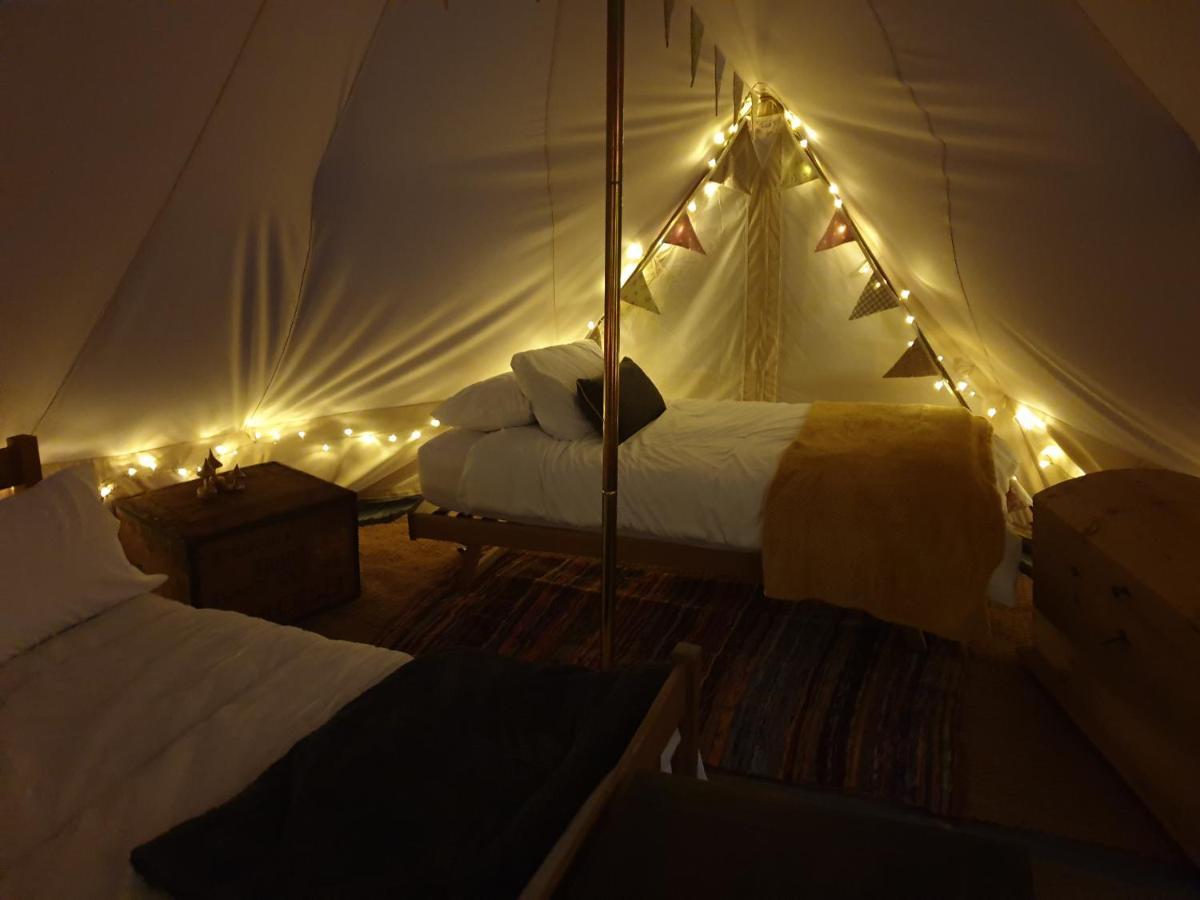 6M Emperor Tent Near Whitby With Log Burner Liverton Zewnętrze zdjęcie