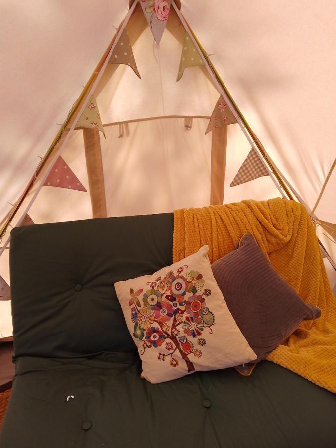 6M Emperor Tent Near Whitby With Log Burner Liverton Zewnętrze zdjęcie